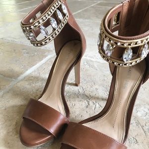 Gianni Bini Heels 6.5 Brown Rhinestone